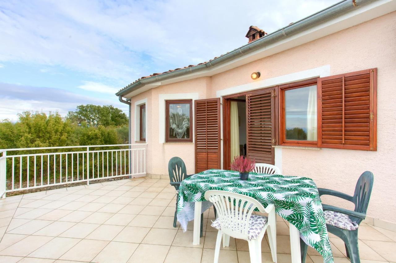 Rasopasno Apartment With Terrace And Private Parking Exterior photo