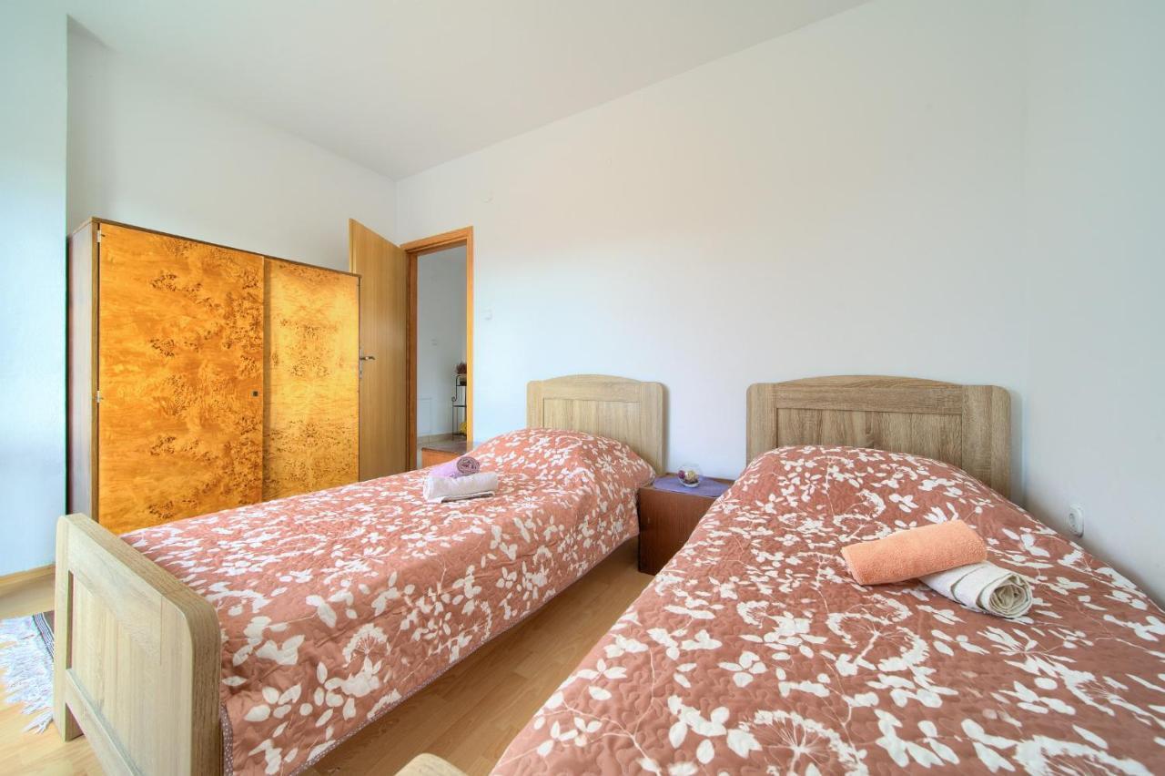Rasopasno Apartment With Terrace And Private Parking Exterior photo